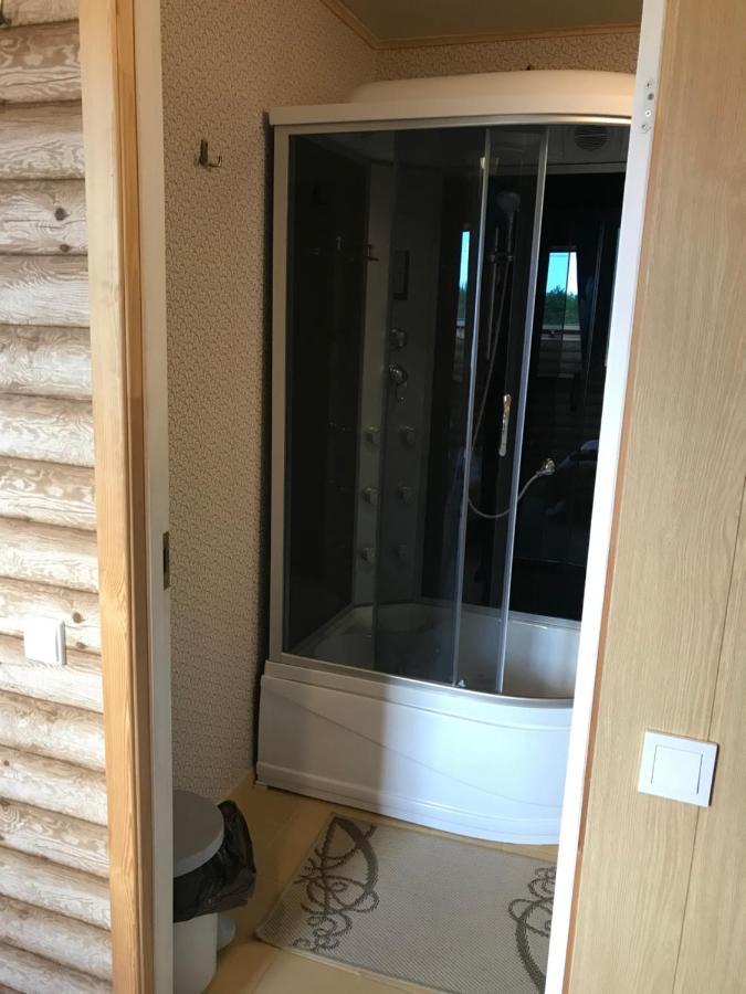 Viesu Nams Juras Sapni Hotell Dundaga Exteriör bild