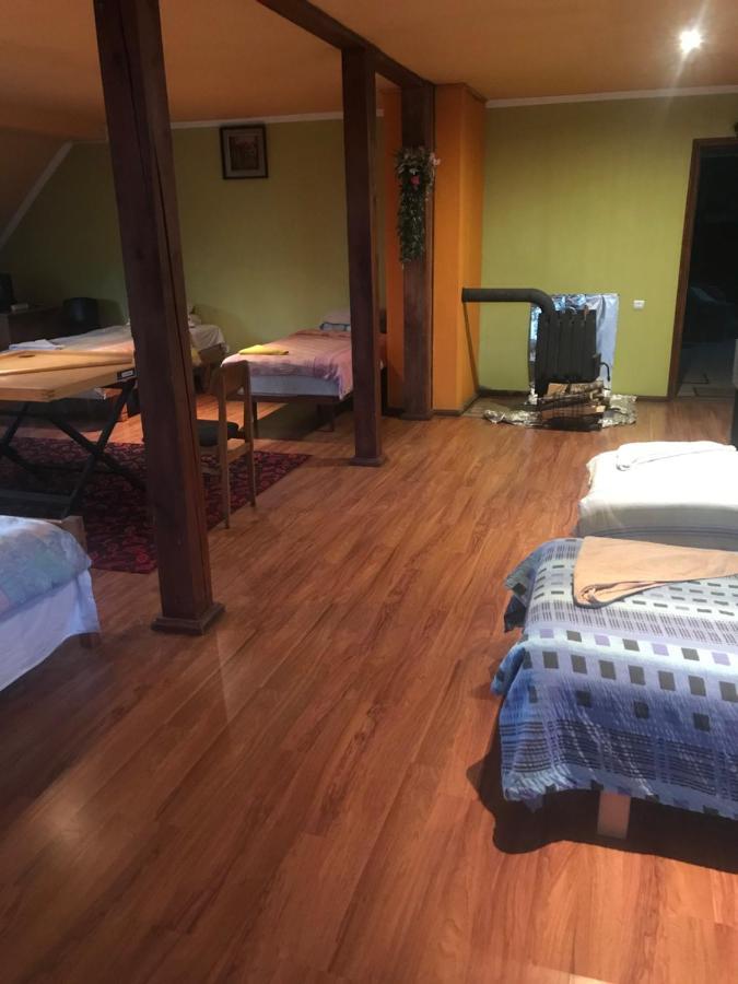 Viesu Nams Juras Sapni Hotell Dundaga Exteriör bild