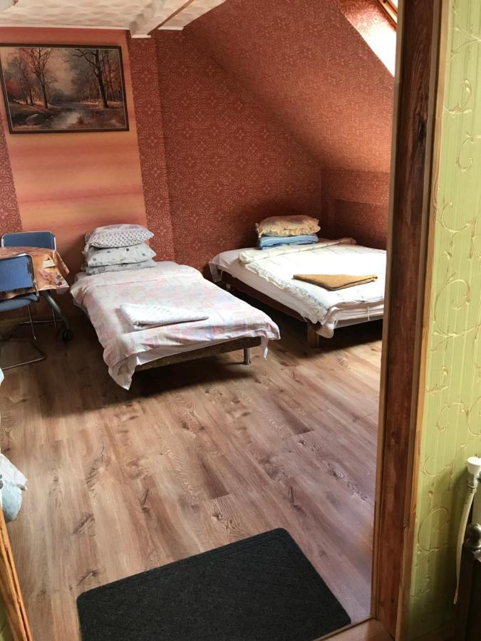 Viesu Nams Juras Sapni Hotell Dundaga Exteriör bild